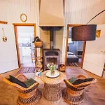 Spring Nature Stove Garden By Polandbnb Chalet Maciejowice