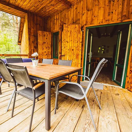 Autumn Nature Stove Garden By Polandbnb בקתה