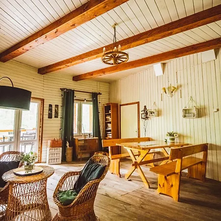 Autumn Nature Stove Garden By Polandbnb בקתה *